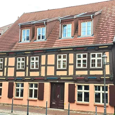 Kogge Im Zentrum Von *