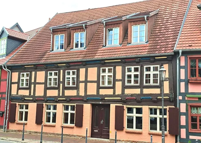 Kogge Im Zentrum Von *